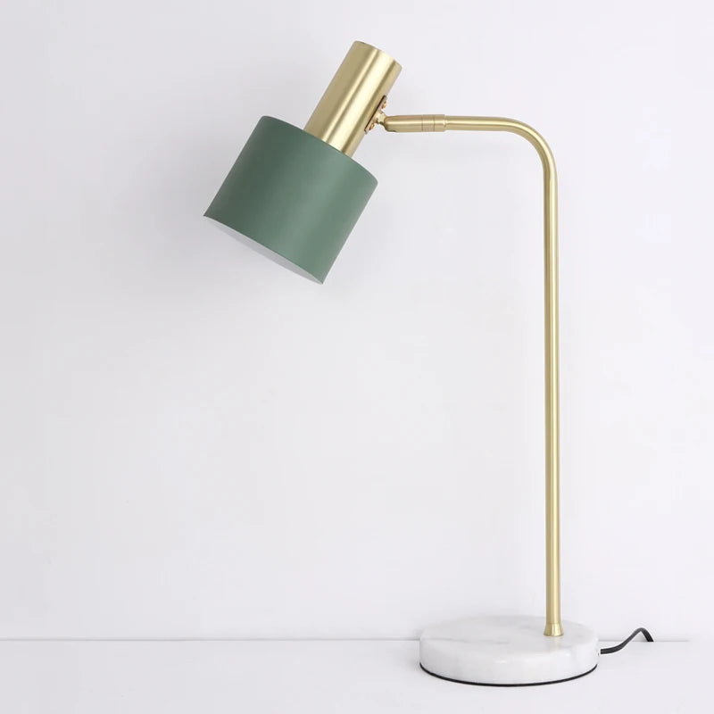 Luminária de Mesa LED Multi-ângulo com Proteção Ocular – Estilo Nórdico