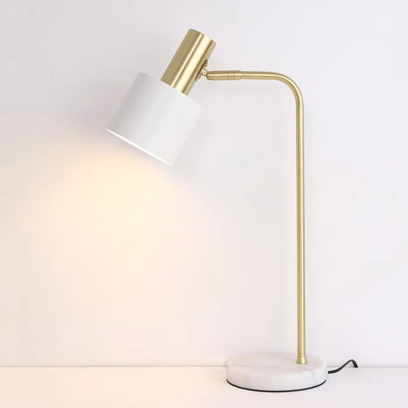 Luminária de Mesa LED Multi-ângulo com Proteção Ocular – Estilo Nórdico