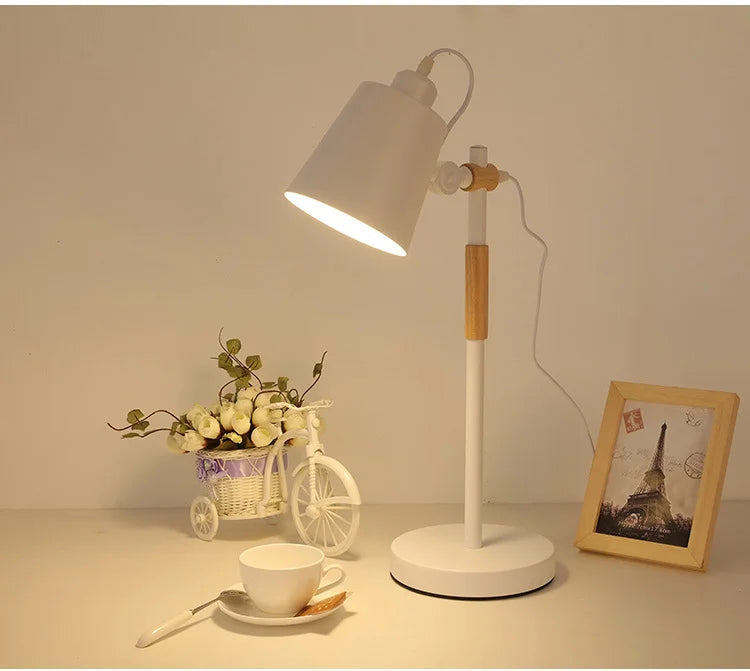 Luminária de Mesa LED Regulável E27 – Estudo, Escritório e Quarto