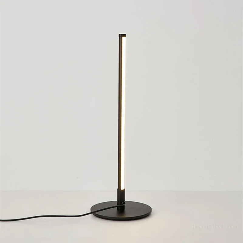 Luminária de Mesa Minimalista LED para Quarto – Estilo Hotel e Cabeceira