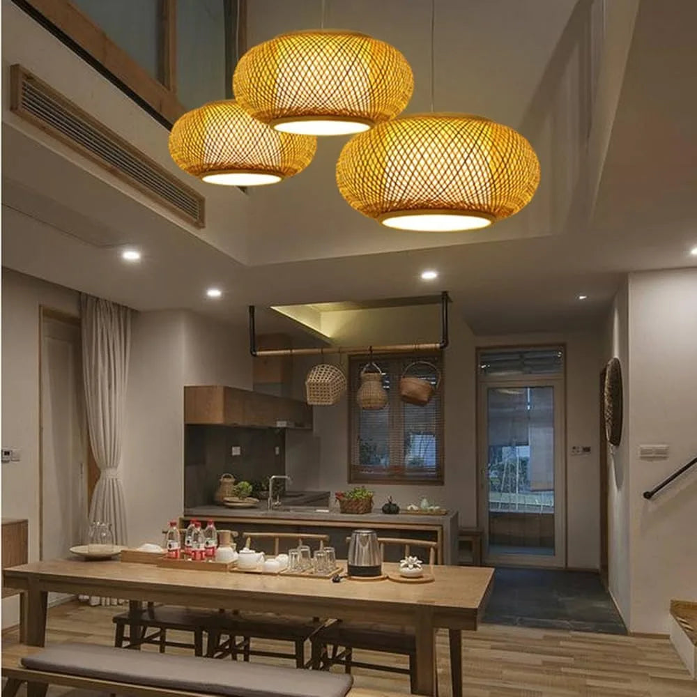 Pendente Artesanal de Bambu Trançado 40/50cm — Estilo Clássico E27