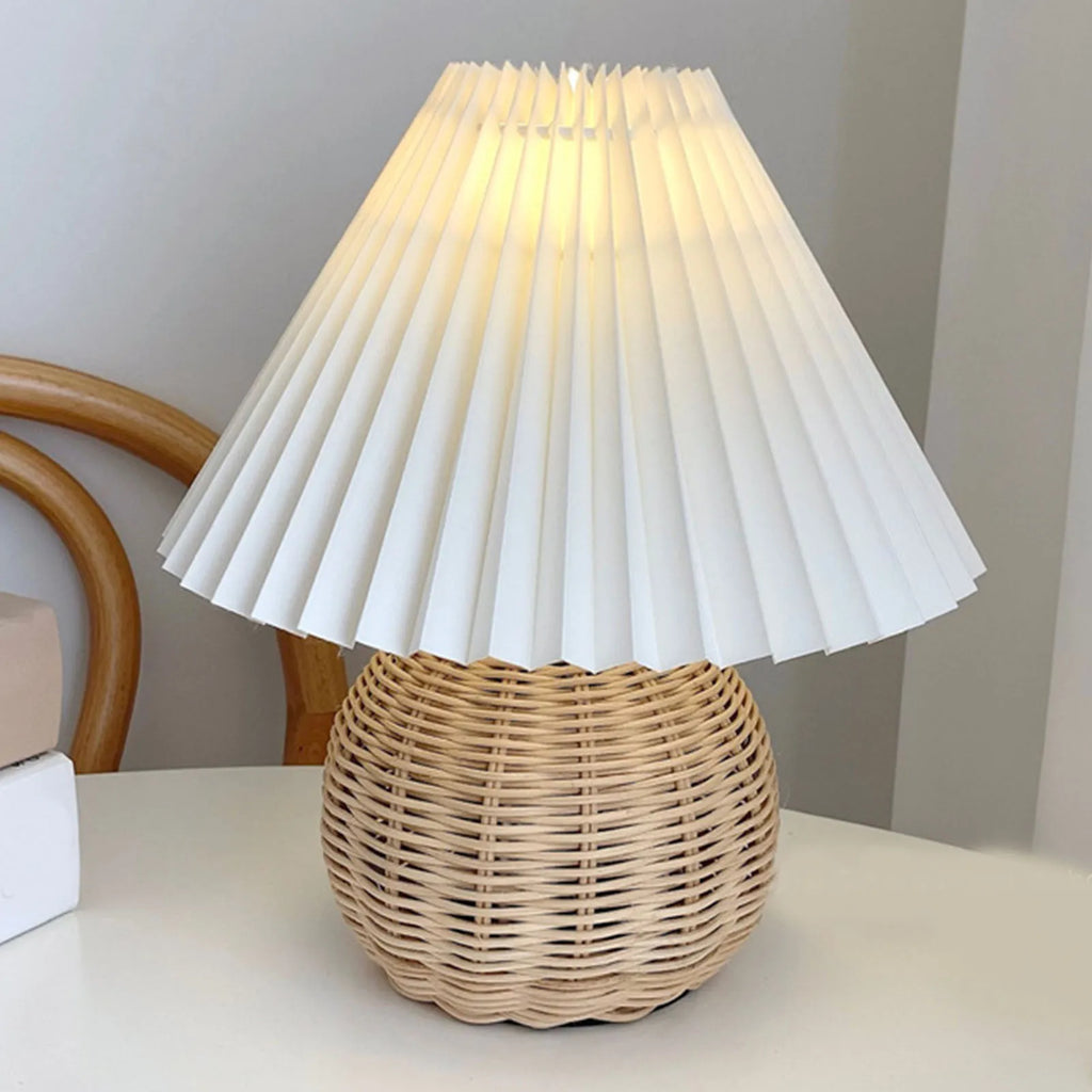 Luminária Mini Rattan Plissada Cabeceira Sala Vintage Boho
