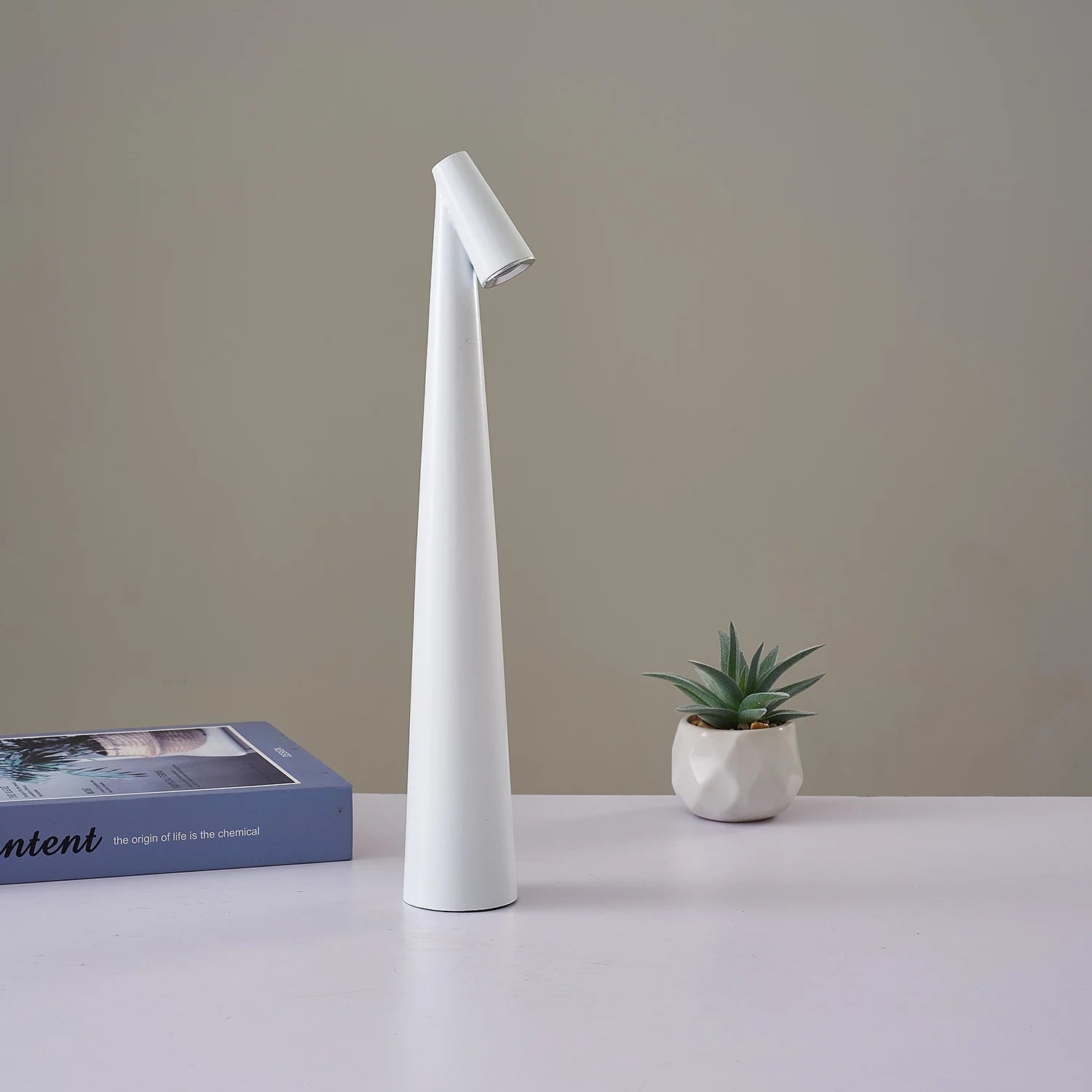 Luminária de Mesa Portátil Metal LED Touch Recarregável – Luz Noturna