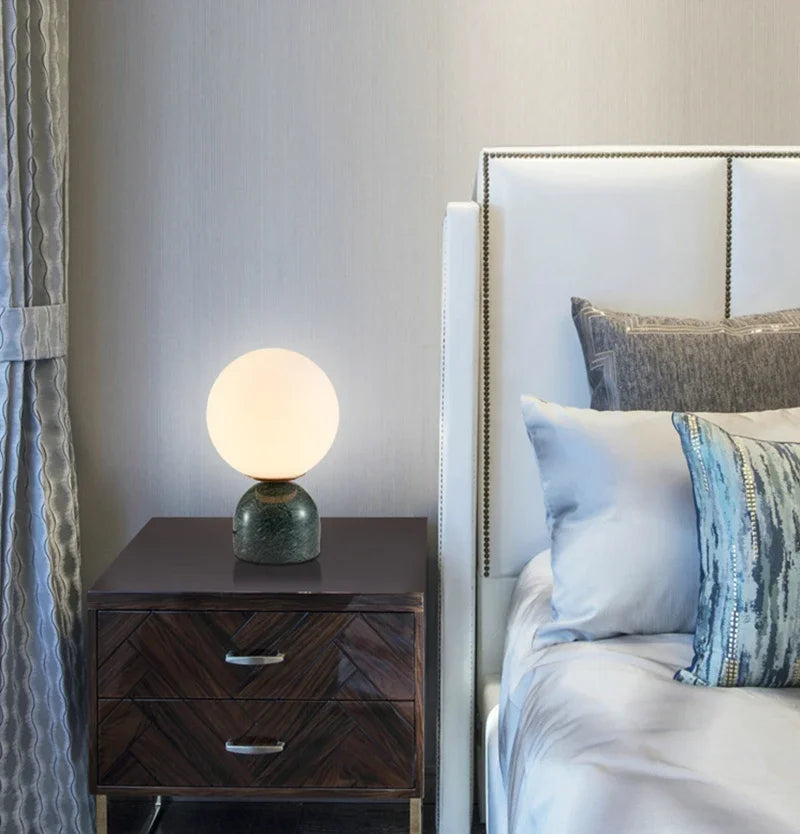 Luminária de Mesa Nórdica Vidro Personalizada – Quarto, Cabeceira e Escritório