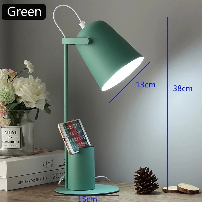 Luminária de Mesa LED com Porta-Caneta e Proteção Ocular – Design Nórdico