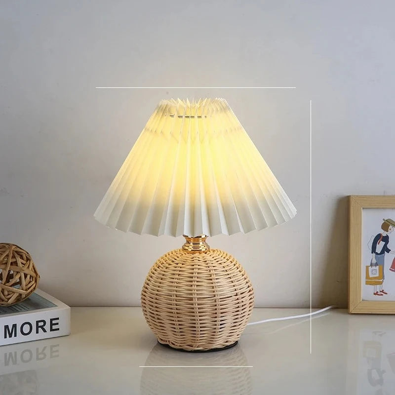 Luminária Rattan Bola Plissado USB Vintage Cabeceira Quarto
