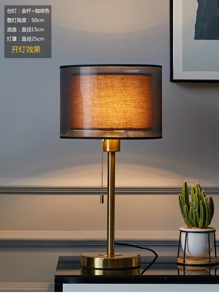 Luminária Mesa Ouro Americana Retrô Nórdica Luxo LED Quarto