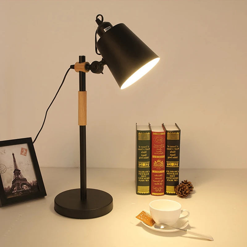 Luminária de Mesa com Abajur Regulável e Proteção Ocular – Estudo e Leitura