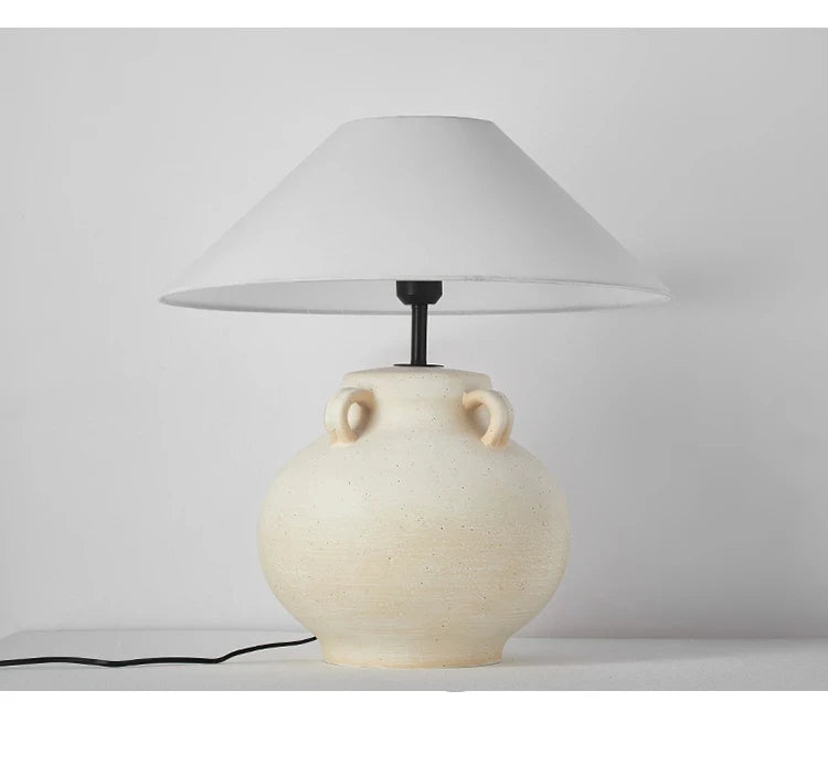 Luminaria de Mesa Avsiina - Ceramica Artesanal e Linho - aparador wabi-sabi