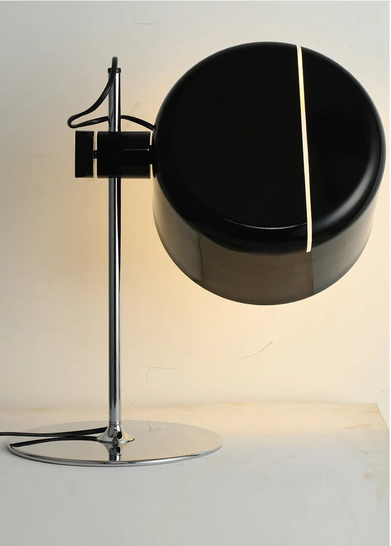 Luminária de Mesa Italiana Preta Minimalista – Designer para Sala e Escritório