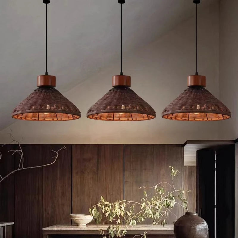 Lustre Artesanal Rattan Cúpula Retrô