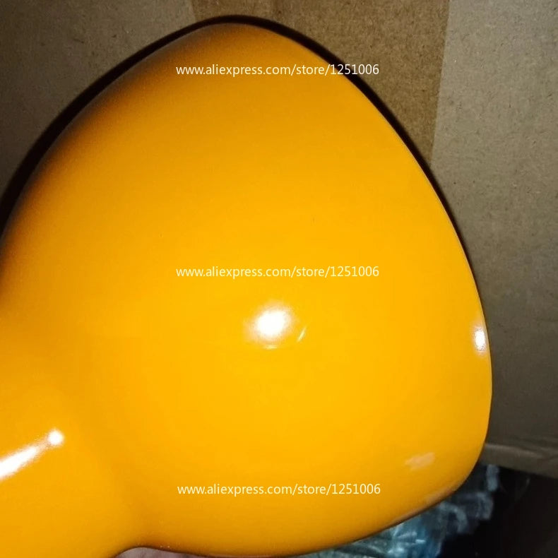 Luminária de Mesa Colorida com Garra 360° – Proteção Ocular 3 Temperaturas