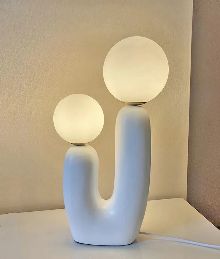 Luminária de Mesa Vidro e Resina Artística Nórdica – Quarto e Restaurante