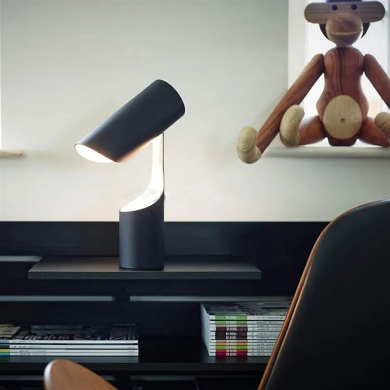 Luminária de Mesa Nórdica Dobrável e Regulável – Escritório, Sala e Quarto