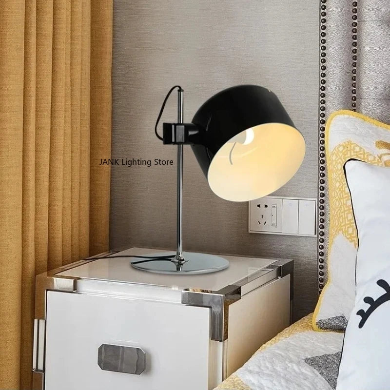 Luminária de Mesa Italiana Preta Minimalista – Designer para Sala e Escritório
