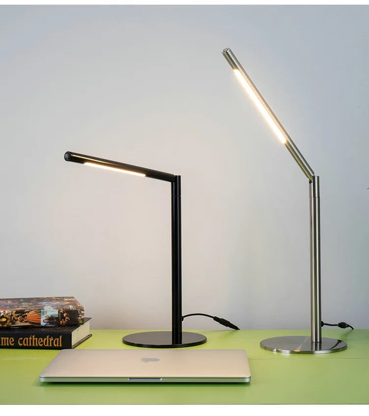 Luminaria de Mesa Arloena - Metal Escovado - home office escultural