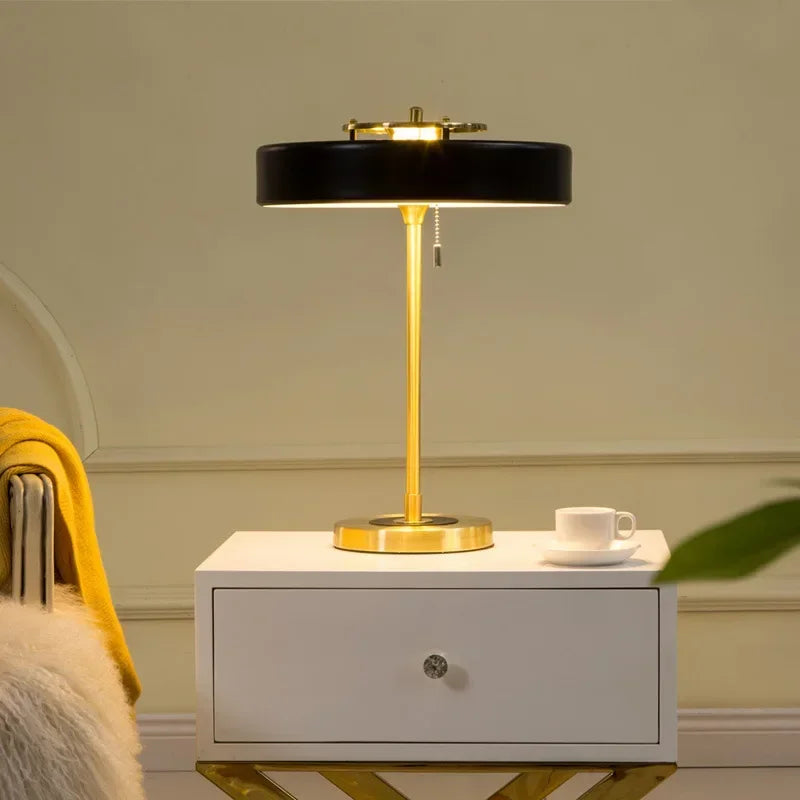 Luminária Retrô Britânica LED Escandinava Mesa Sala Quarto