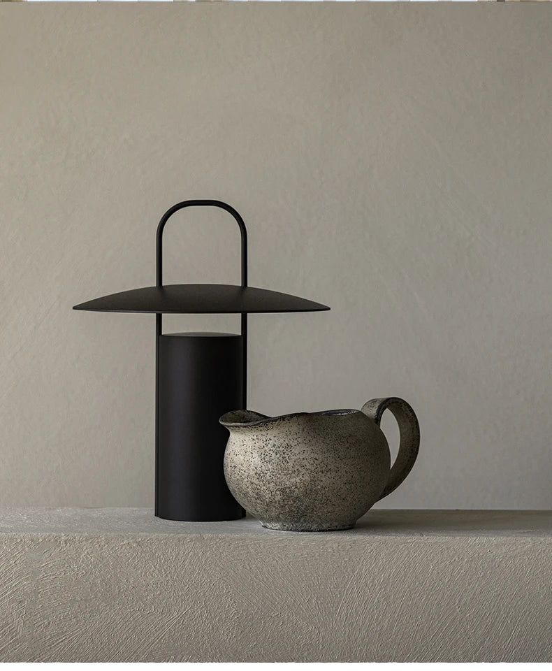 Luminaria de Mesa Ardiina - Acabamento Natural - escritorio contemporaneo