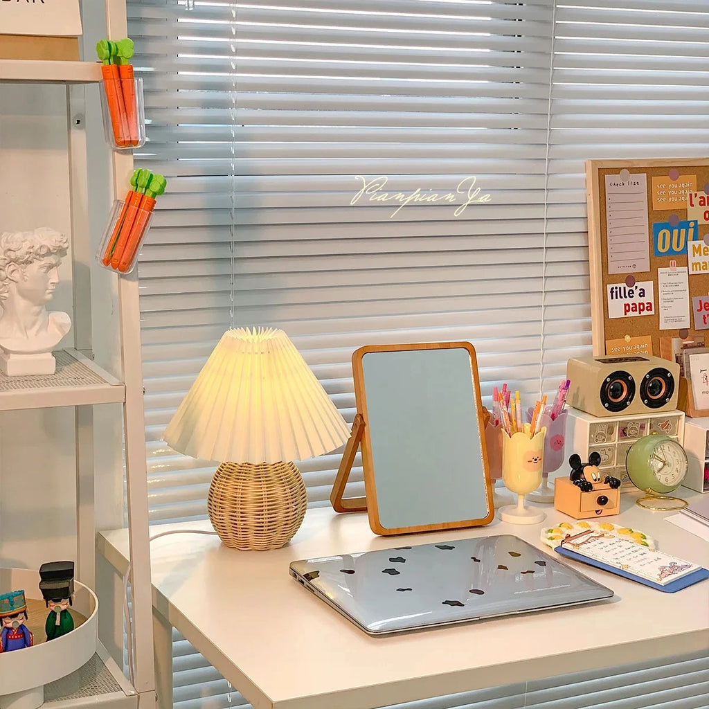 Luminária Rattan Bola Plissado USB Vintage Cabeceira Quarto