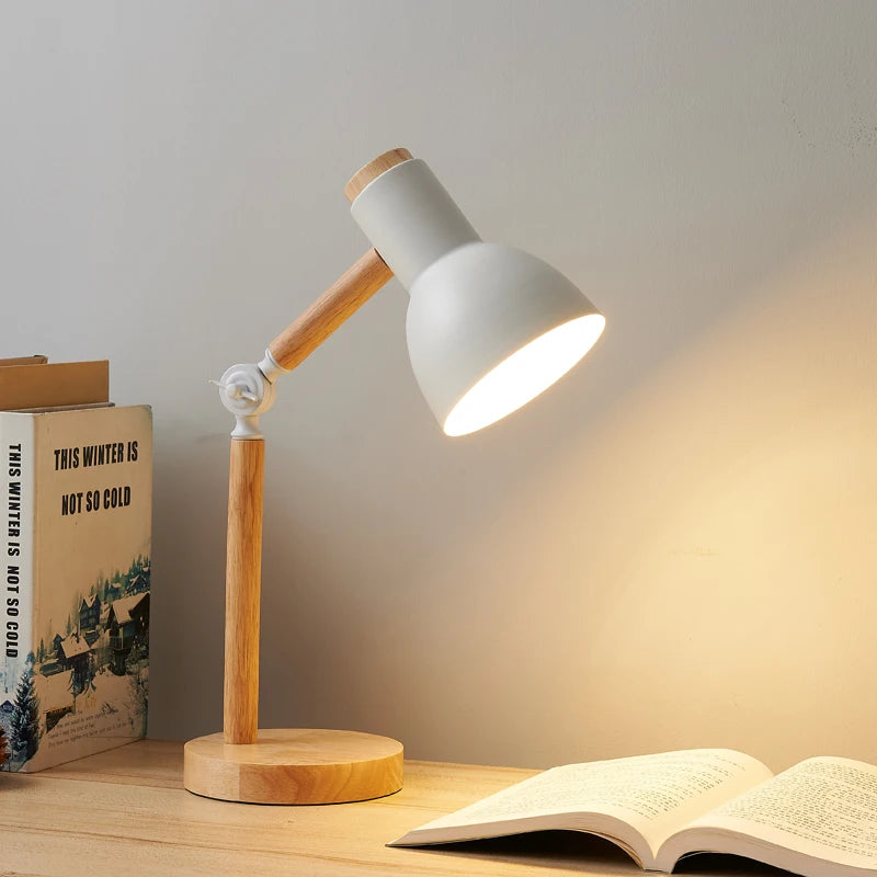 Luminária de Mesa Madeira Nórdica Criativa com LED Giratório – Cabeceira