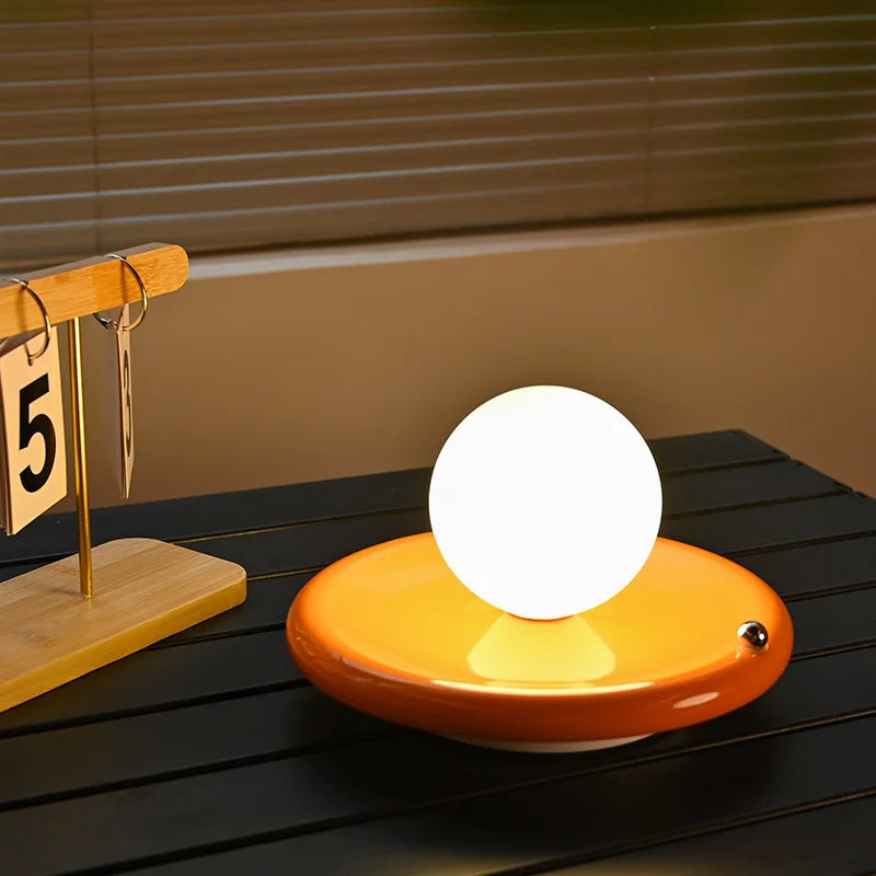 Luminária de Mesa Recarregável Touch Vidro Luxo – Quarto Principal
