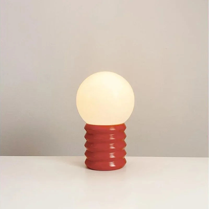 Luminária de Mesa Madeira e Vidro Retrô – Atmosfera Aconchegante para Quarto