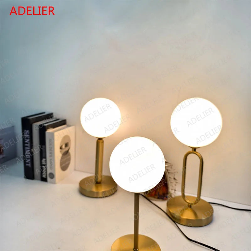 Luminaria de Mesa Arcaira - Vidro Texturizado - escritorio organico moderno