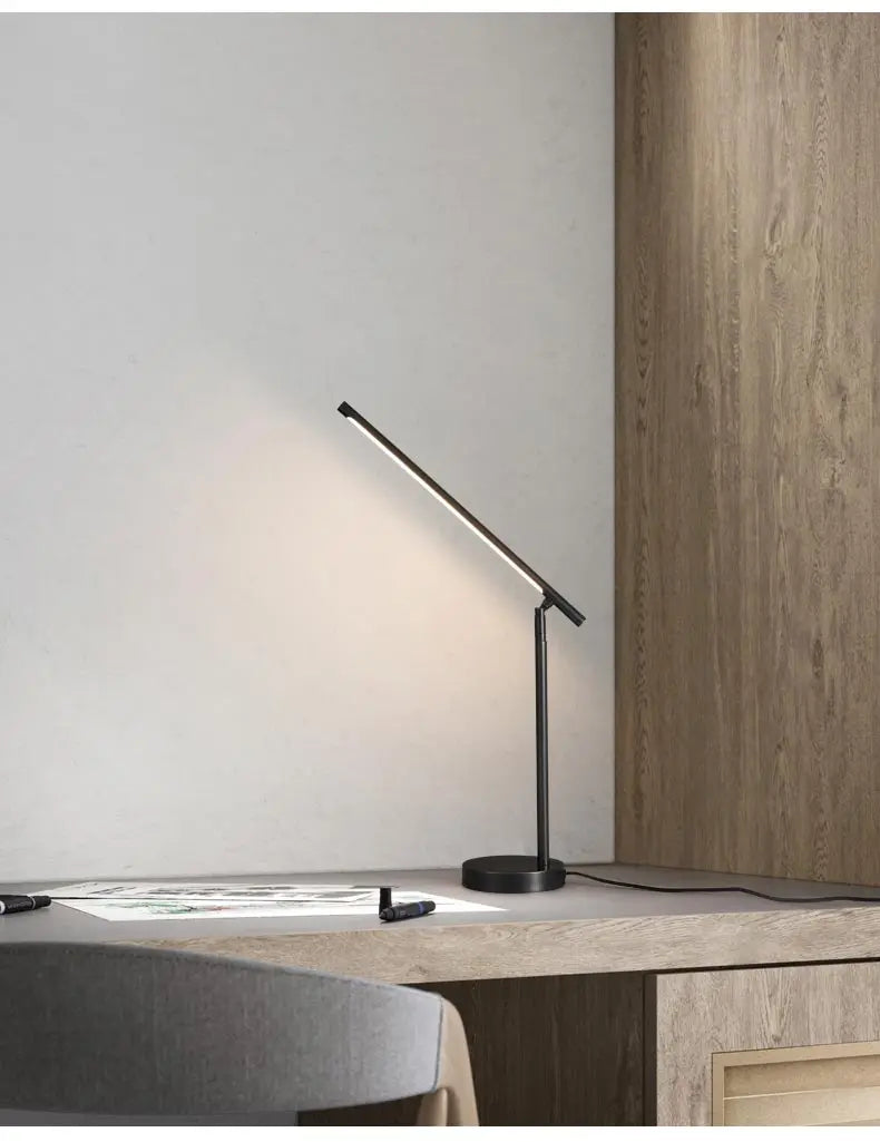 Luminária de Mesa Cobre Real com Cúpula Tecido LED – Quarto e Sala