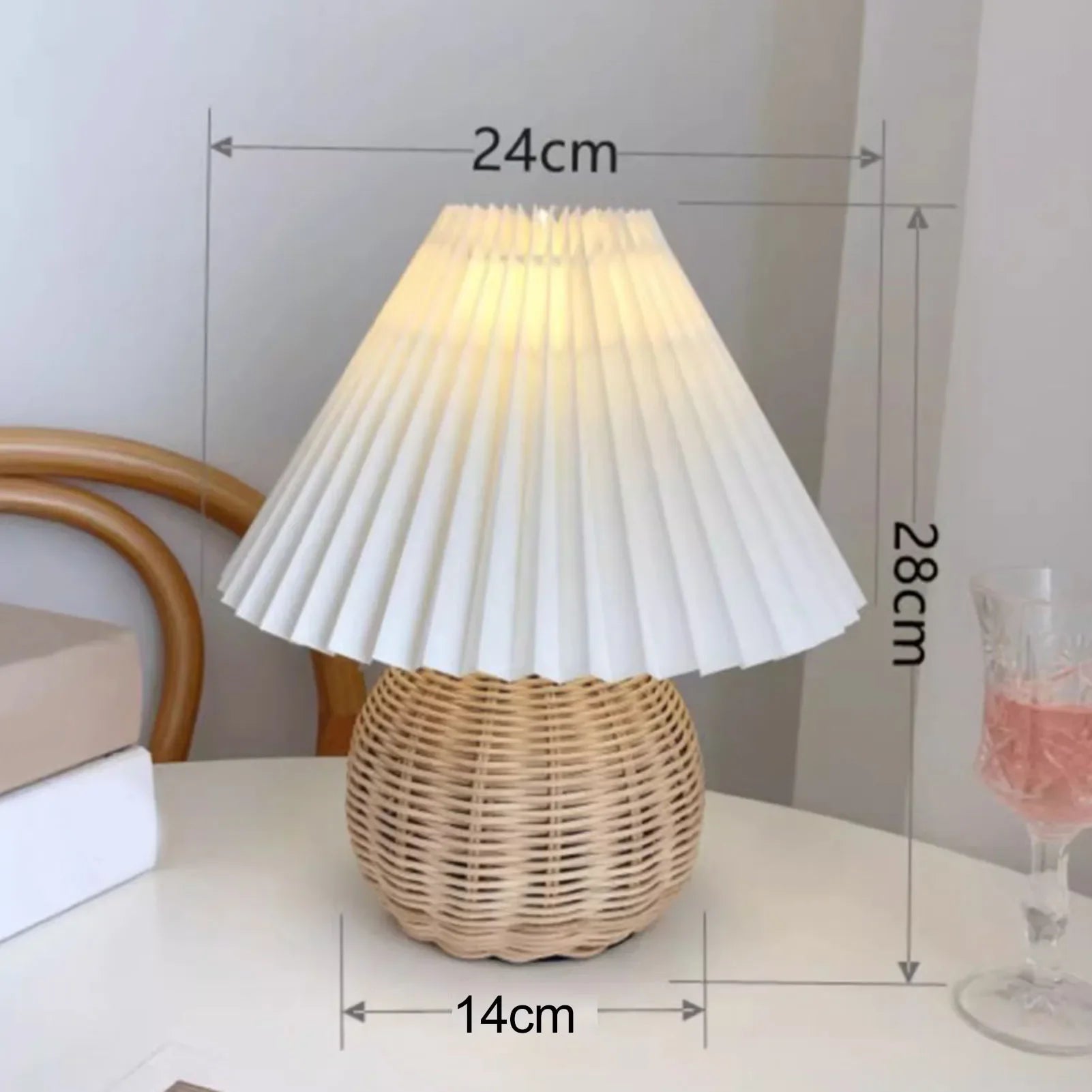 Luminária Mini Rattan Plissada Cabeceira Sala Vintage Boho