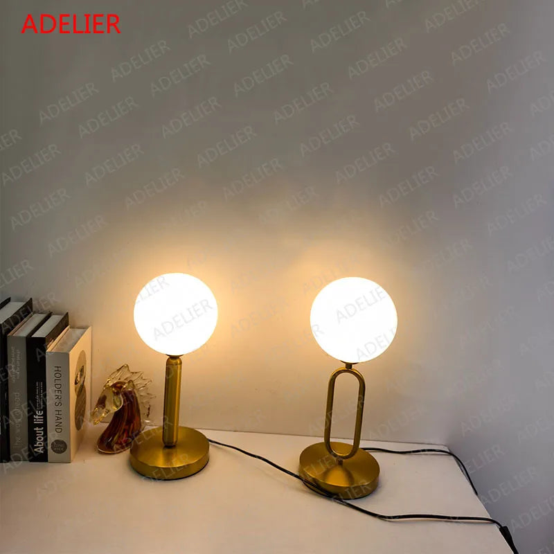 Luminaria de Mesa Arcaira - Vidro Texturizado - escritorio organico moderno
