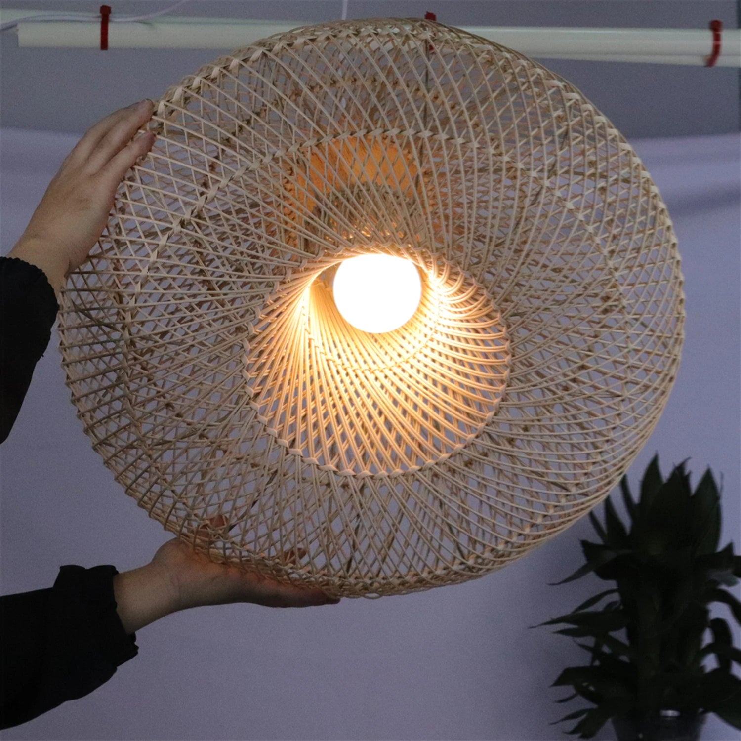 Pendente Cúpula em Rattan Trançado Natural
