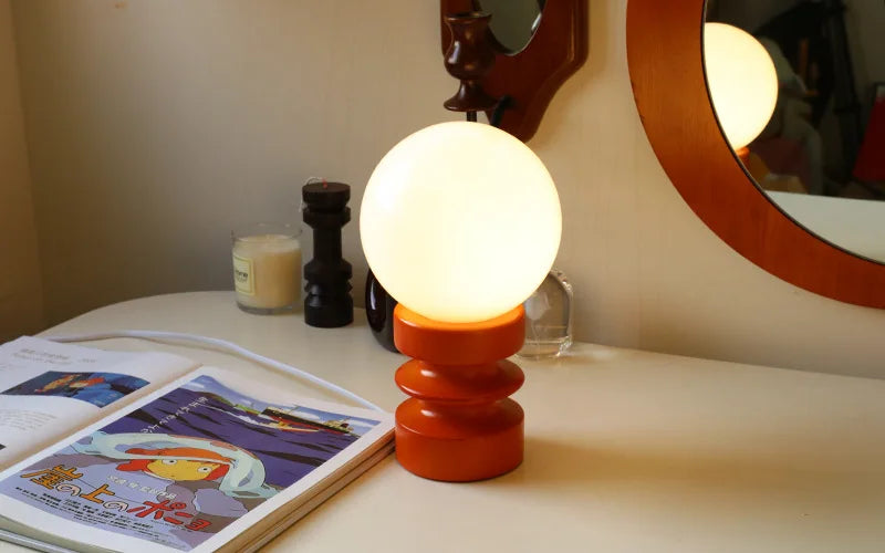 Luminária de Mesa Madeira e Vidro Retrô – Atmosfera Aconchegante para Quarto