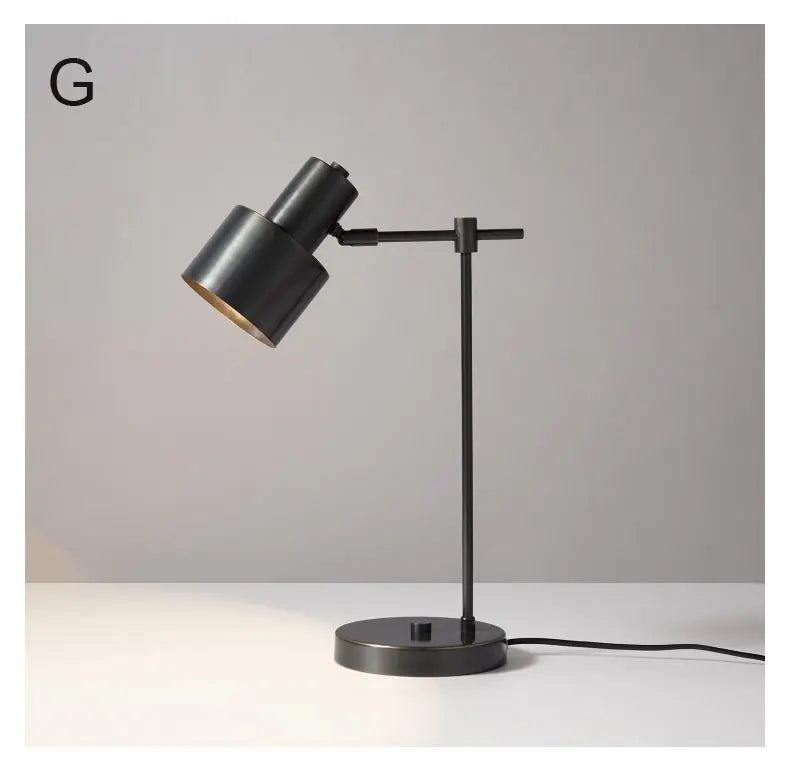Luminária de Mesa Cobre Real com Cúpula Tecido LED – Quarto e Sala