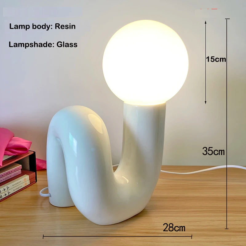 Luminária de Mesa Resina Retrô Artística – Decorativa para Quarto e Sala