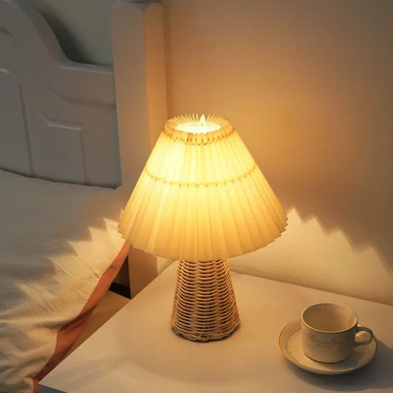 Luminária Rattan Plissada Artesanal Vintage Cabeceira
