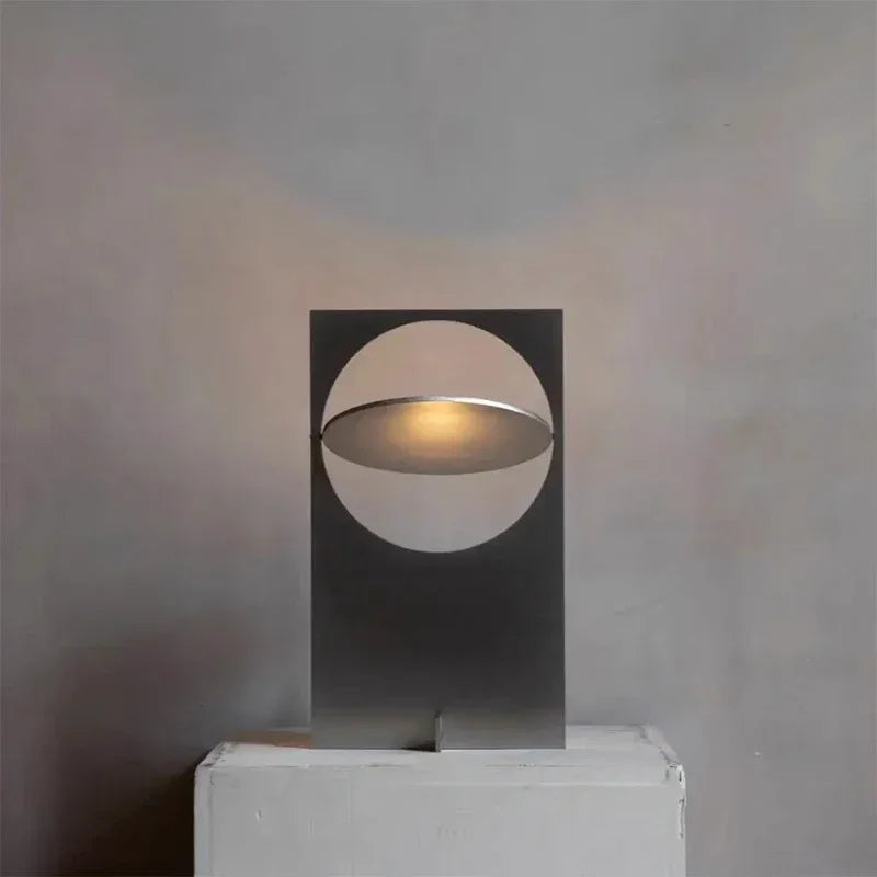 Luminária de Mesa Pôr do Sol Minimalista – Atmosfera de Luxo para Quarto