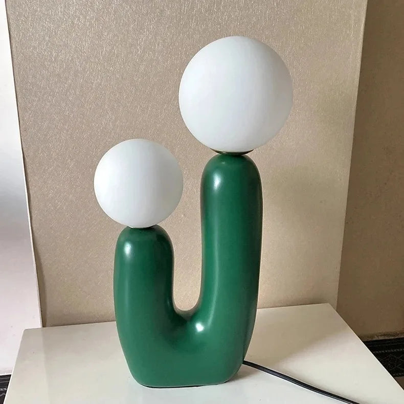 Luminária de Mesa Vidro e Resina Artística Nórdica – Quarto e Restaurante