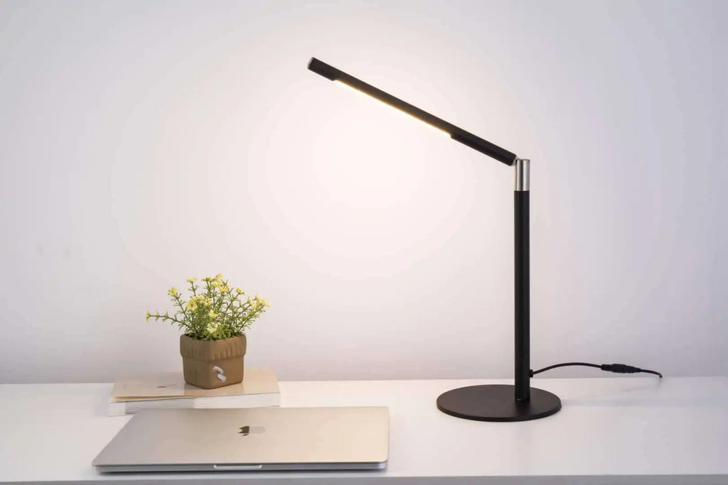 Luminaria de Mesa Arloena - Metal Escovado - home office escultural