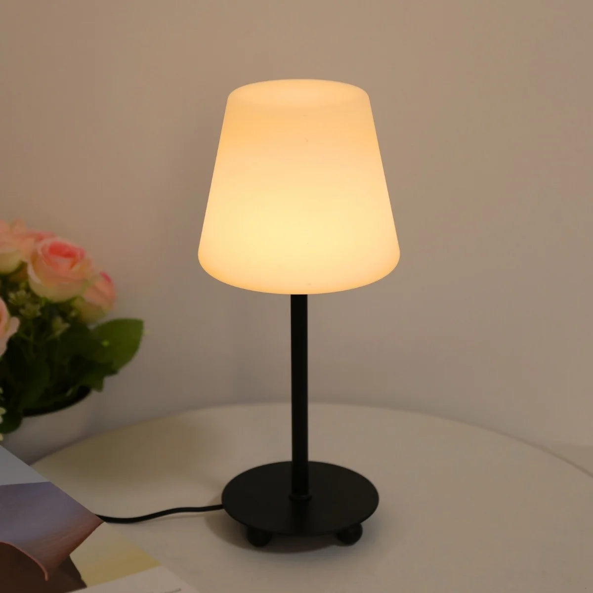 Luminária Cream LED USB 3 Cores Quarto Sala Escritório