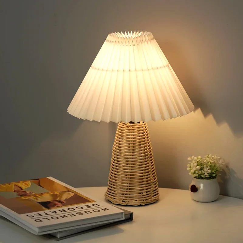 Luminária Rattan Plissada Artesanal Vintage Cabeceira