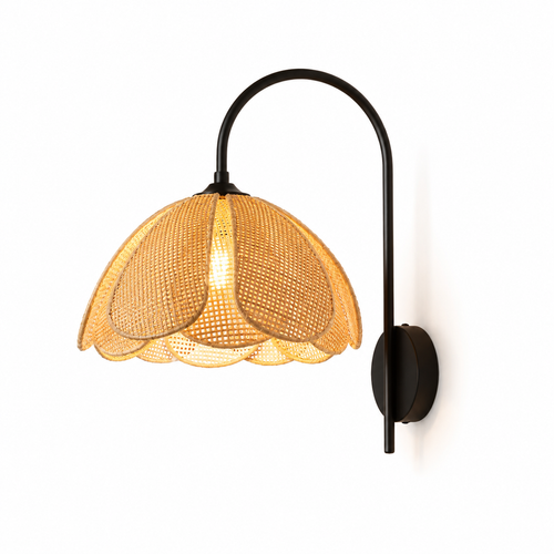 Arandela Avmiuna - Madeira Nogueira e Rattan - lavabo japandi