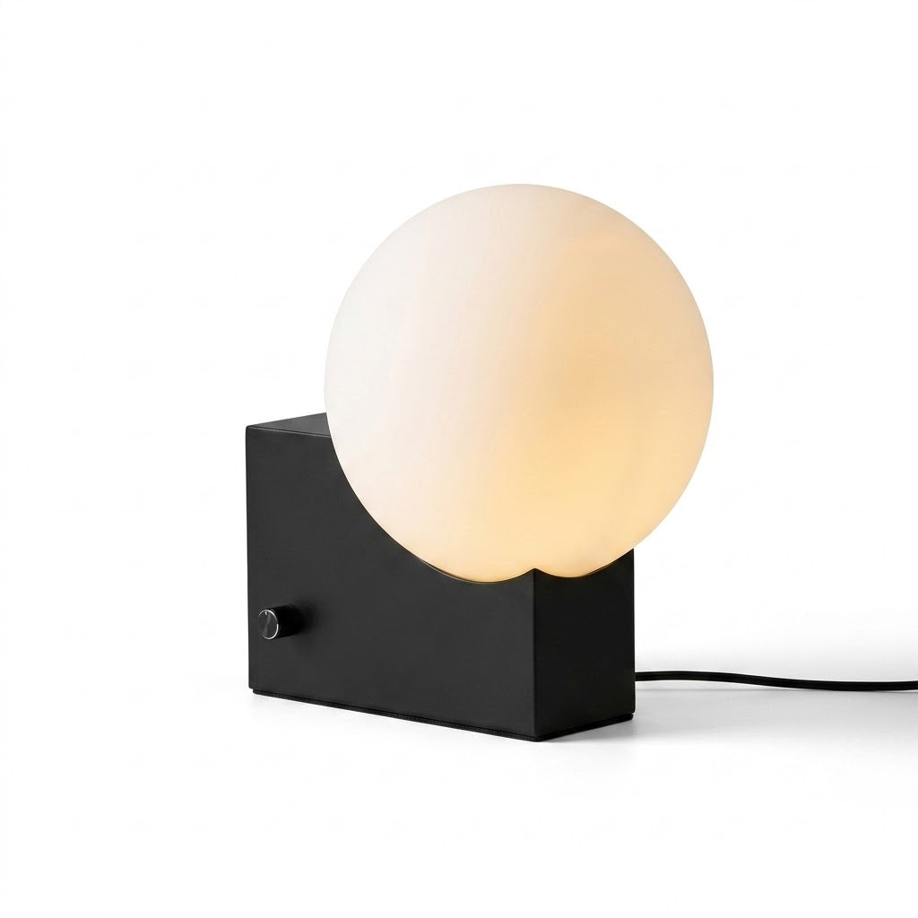 Luminária de Mesa Dinamarquesa Metal com Bola de Vidro LED – Designer